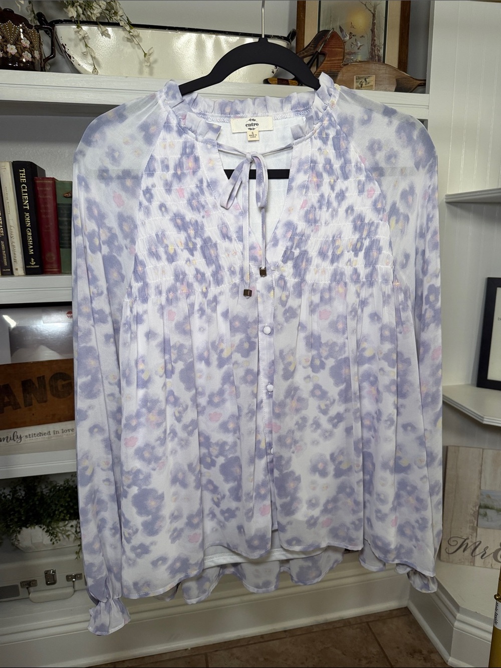 entro Lavender Floral Tie-Neck Blouse